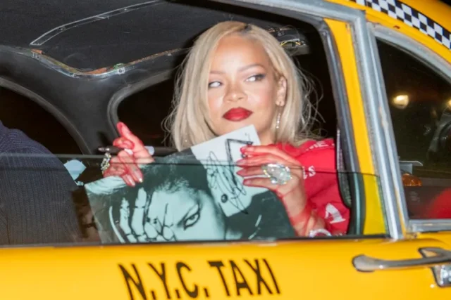 Rihanna Dazzles with Diamonds on NYC Outing, Leaving Fans Craving R9