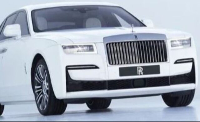 Rolls-Royce: A Symbol of Luxury and Exclusivity